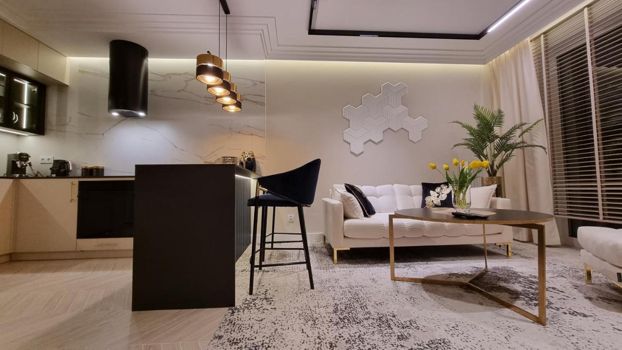 Bulwary Apartment